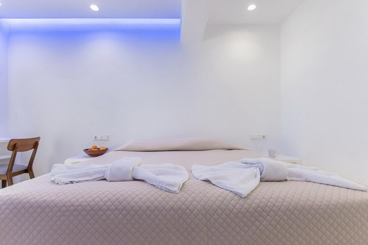 Ground floor apartments for 5 or 6